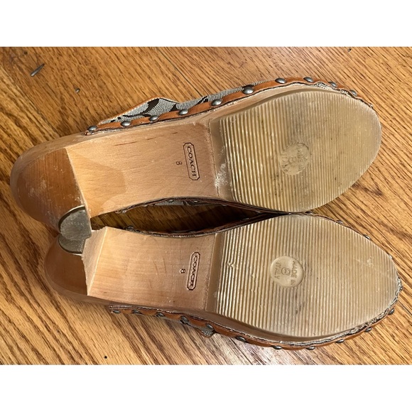 Coach Signature Mule, Browns - Picture 5 of 7